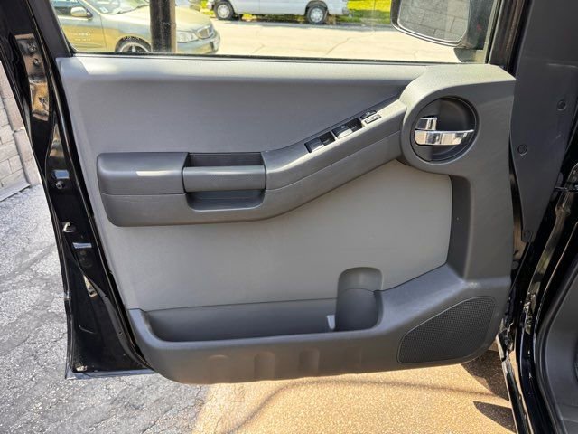 Used 2014 Nissan Xterra S w/ Value Package AWD/4WD image 10