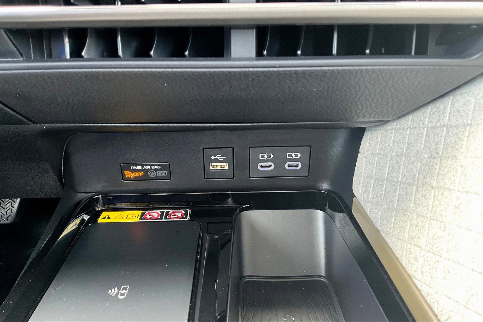 Used 2026 Toyota Camry XLE w/ Premium Plus Package FWD image 26