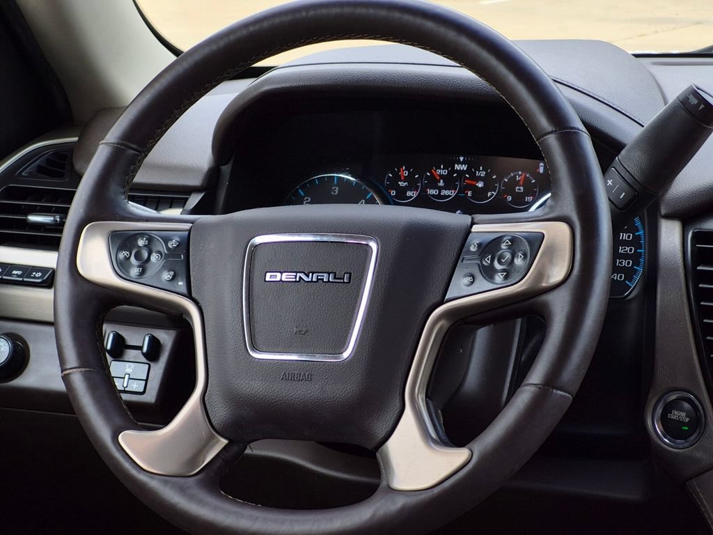 Used 2017 GMC Yukon XL Denali RWD image 14
