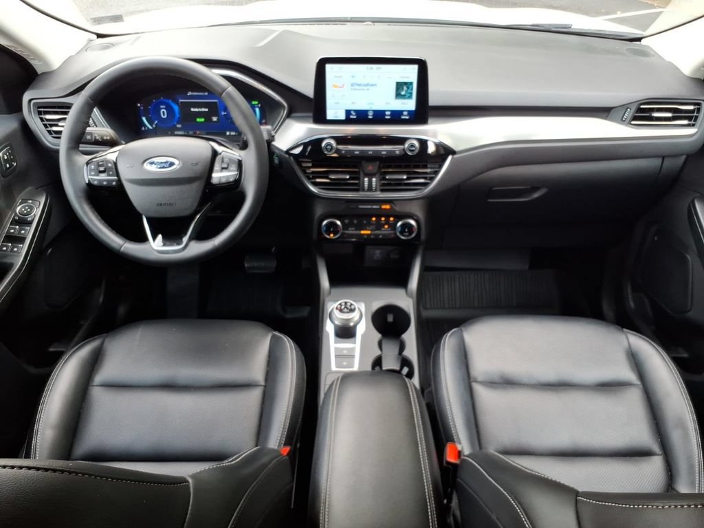 Used 2022 Ford Escape Titanium AWD/4WD image 22