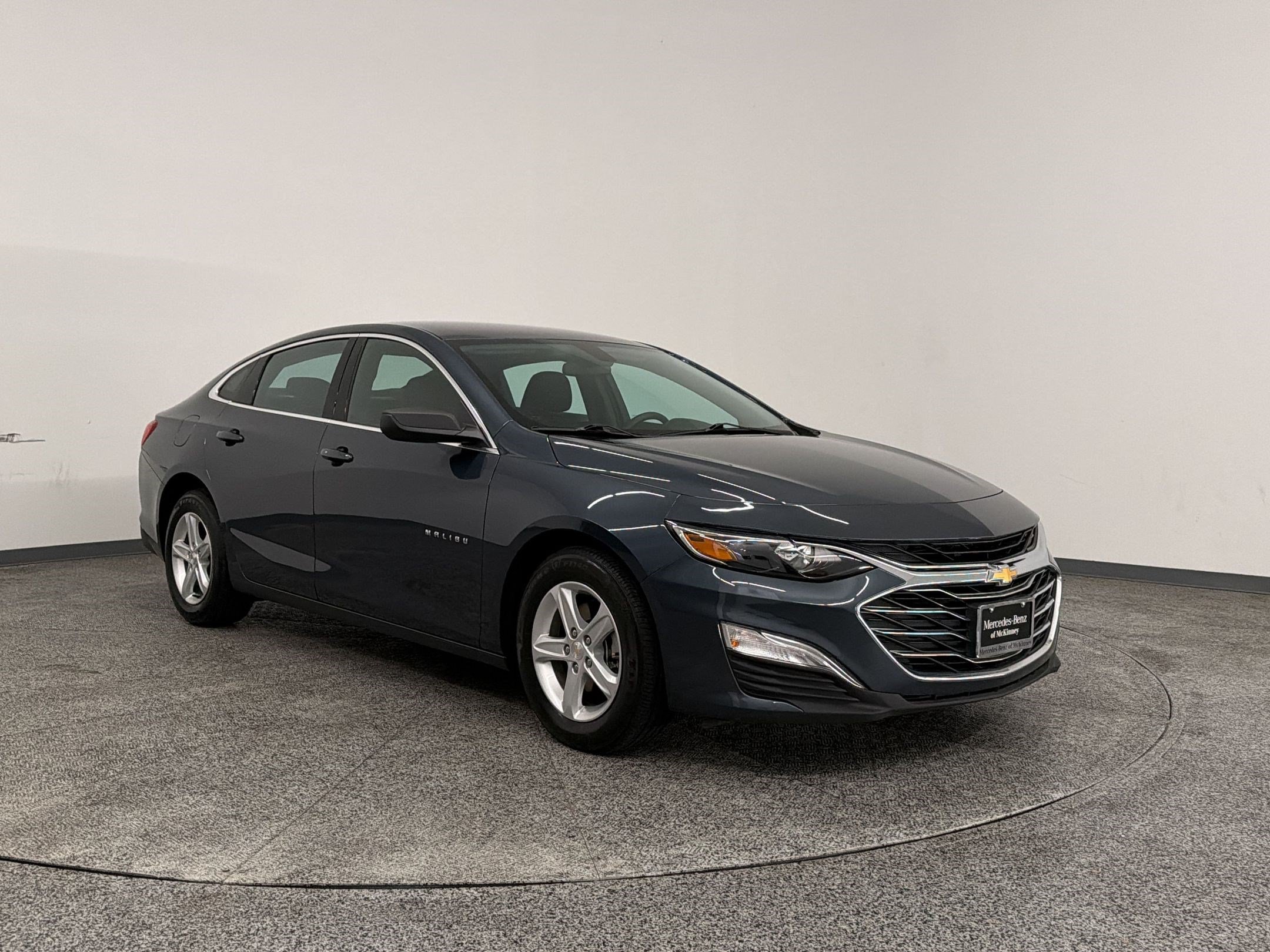 Used 2020 Chevrolet Malibu LS FWD image 6