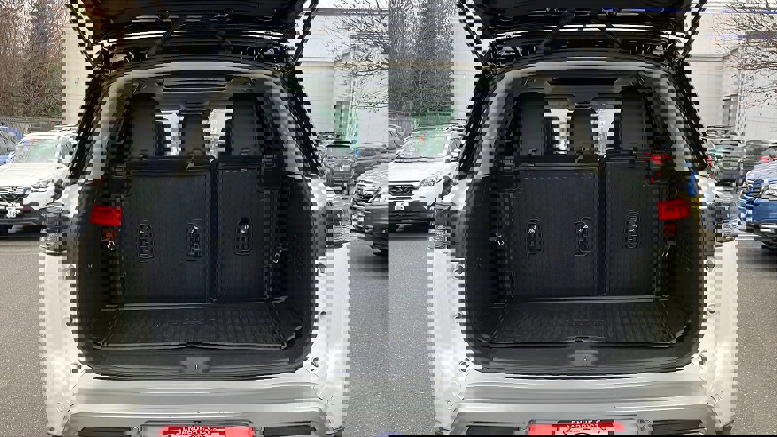 Used 2023 Nissan Pathfinder SL w/ SL Premium Package image 26