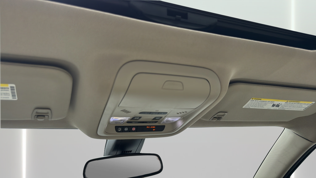 Used 2017 GMC Acadia Denali w/ Technology Package FWD image 18