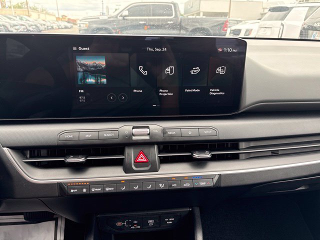 Certified 2025 Kia K4 FWD image 13