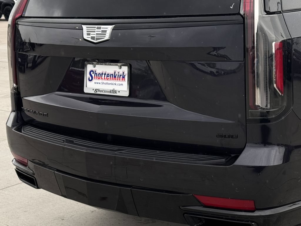 Used 2024 Cadillac Escalade Sport Platinum AWD/4WD image 6