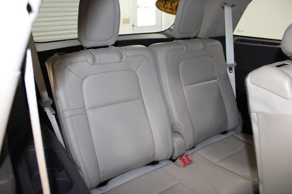 Used 2023 Lincoln Aviator Reserve w/ Equipment Group 201A image 35