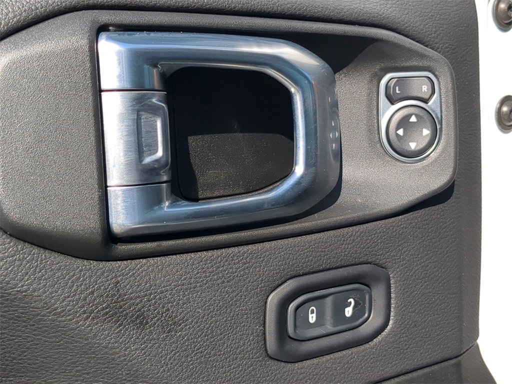 Used 2022 Jeep Gladiator Mojave w/ LED Lighting Group image 19