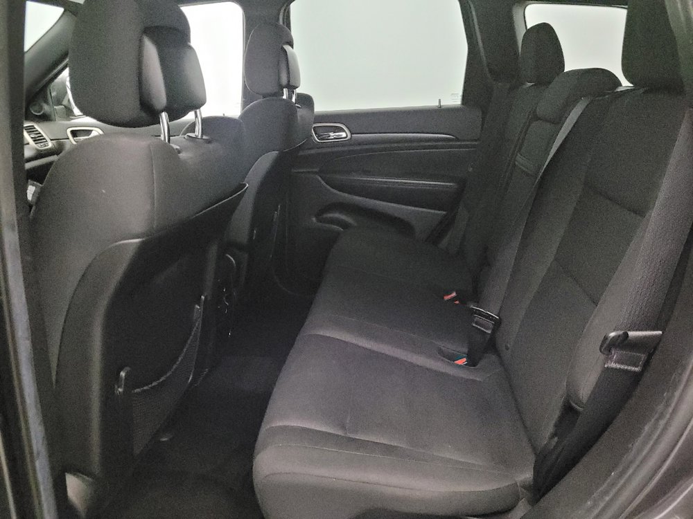 Used 2014 Jeep Grand Cherokee Laredo w/ 18" Wheel & 8.4" Radio Group image 18