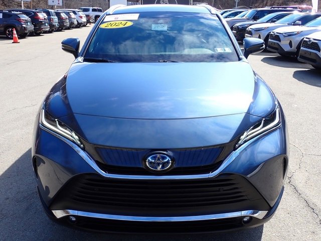 Certified 2024 Toyota Venza XLE image 12