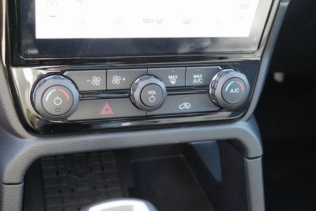 New 2025 Ford Ranger Lariat w/ FX4 Off-Road Package image 21