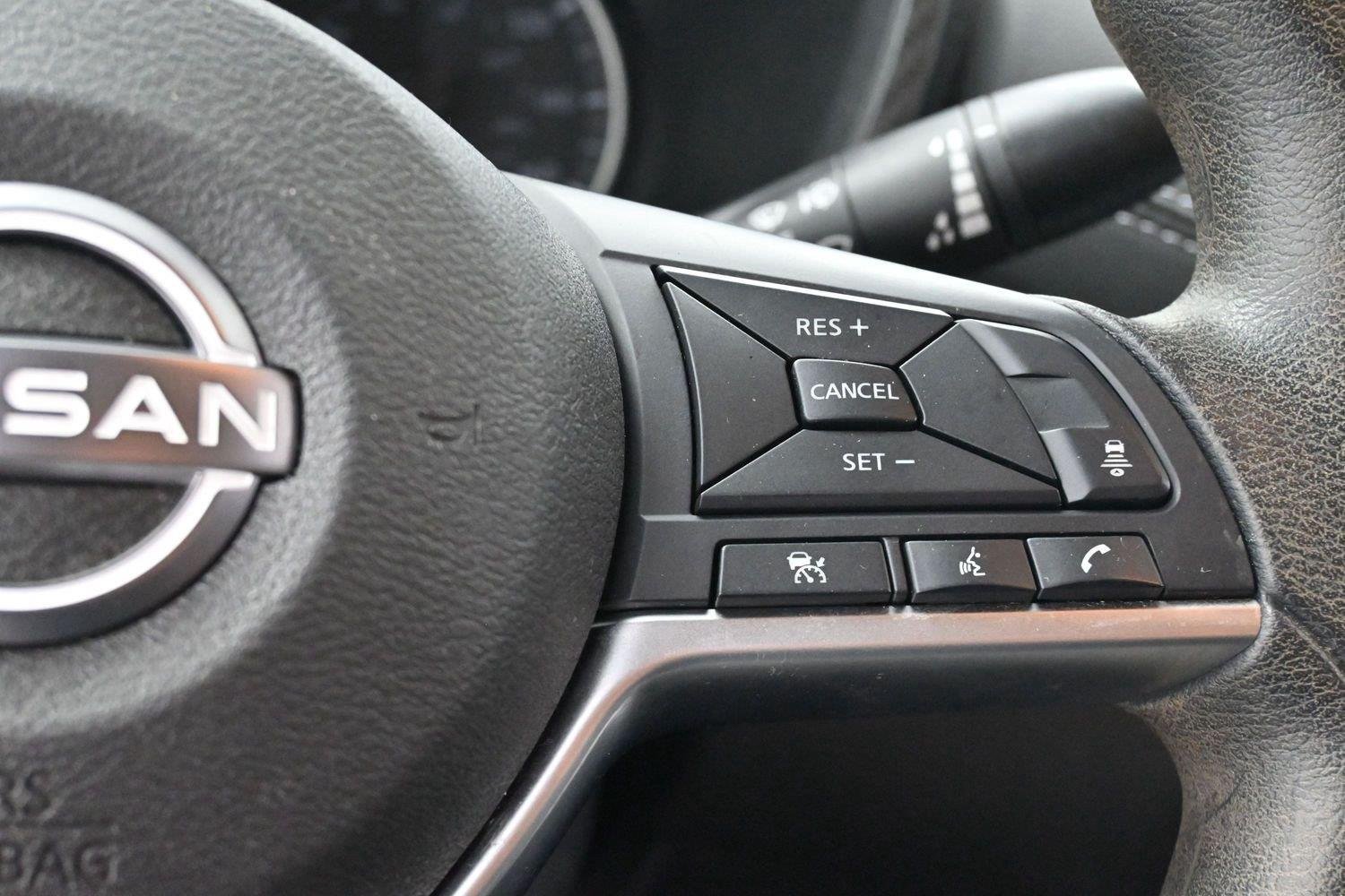 Used 2024 Nissan Sentra SV FWD image 17