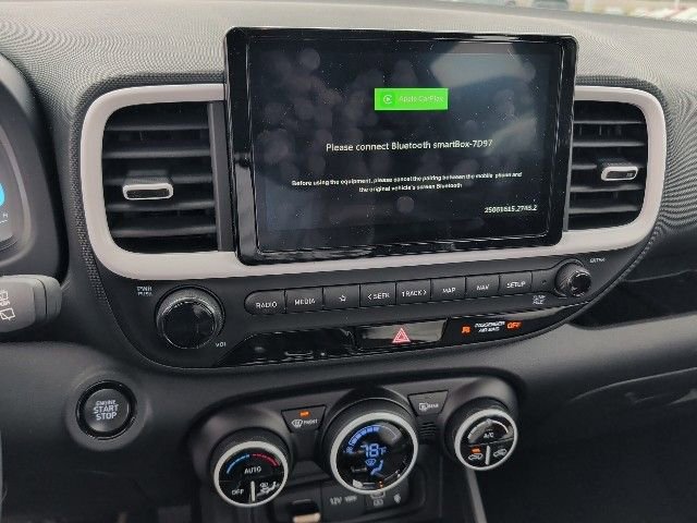 Certified 2025 Hyundai Venue Limited image 6