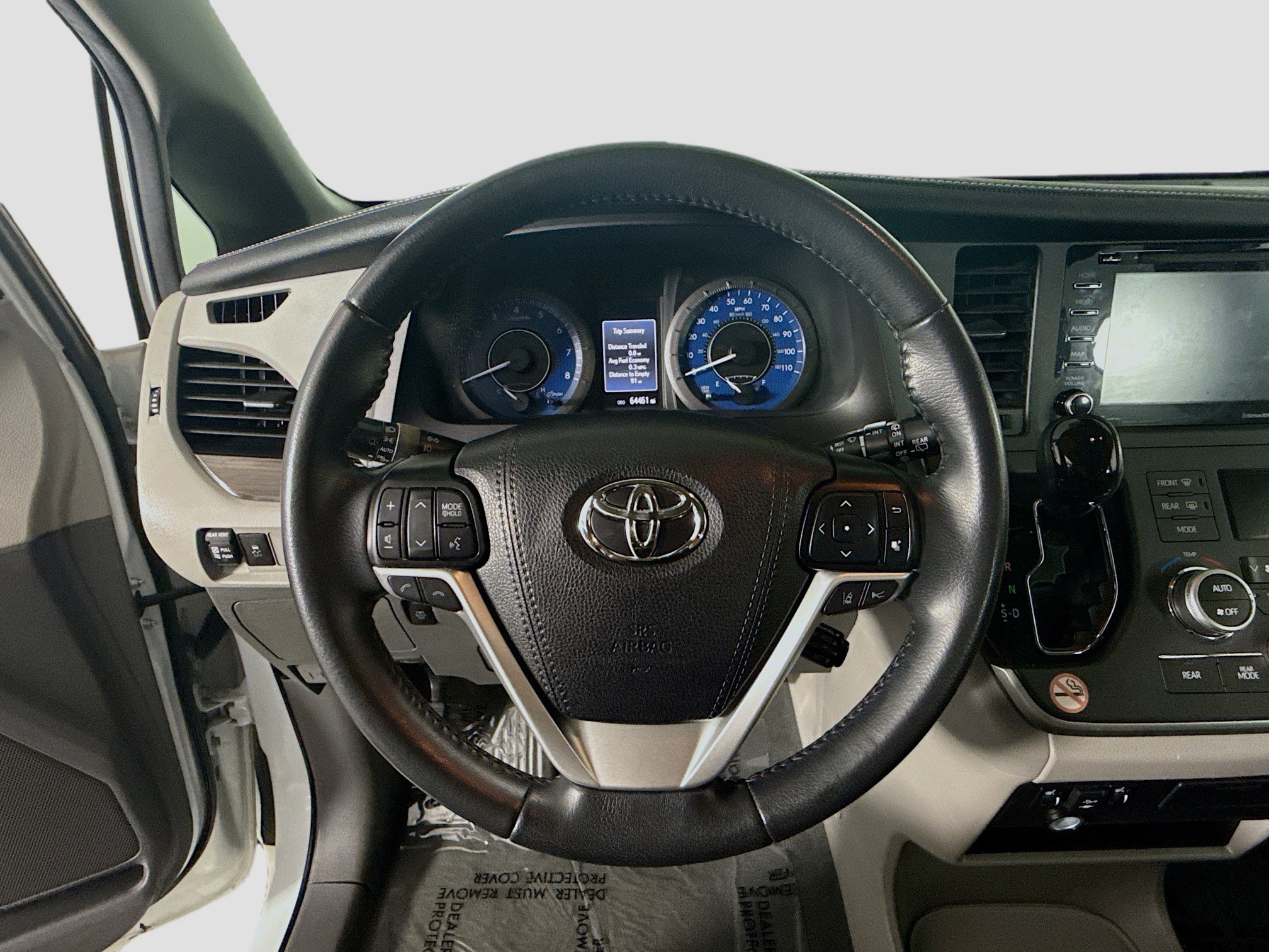 Used 2020 Toyota Sienna XLE FWD image 13