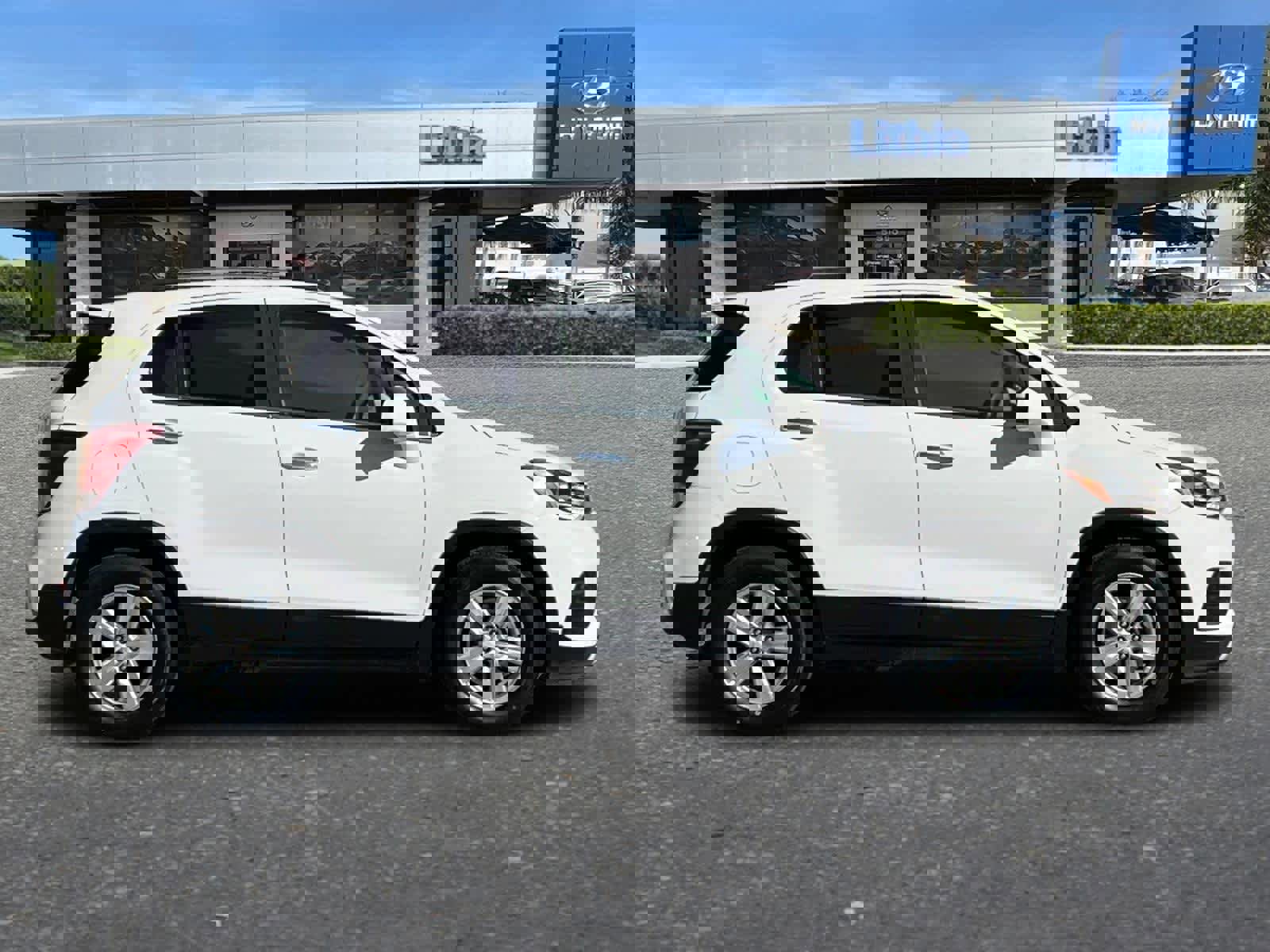 Used 2018 Chevrolet Trax LT w/ LT Convenience Package image 9