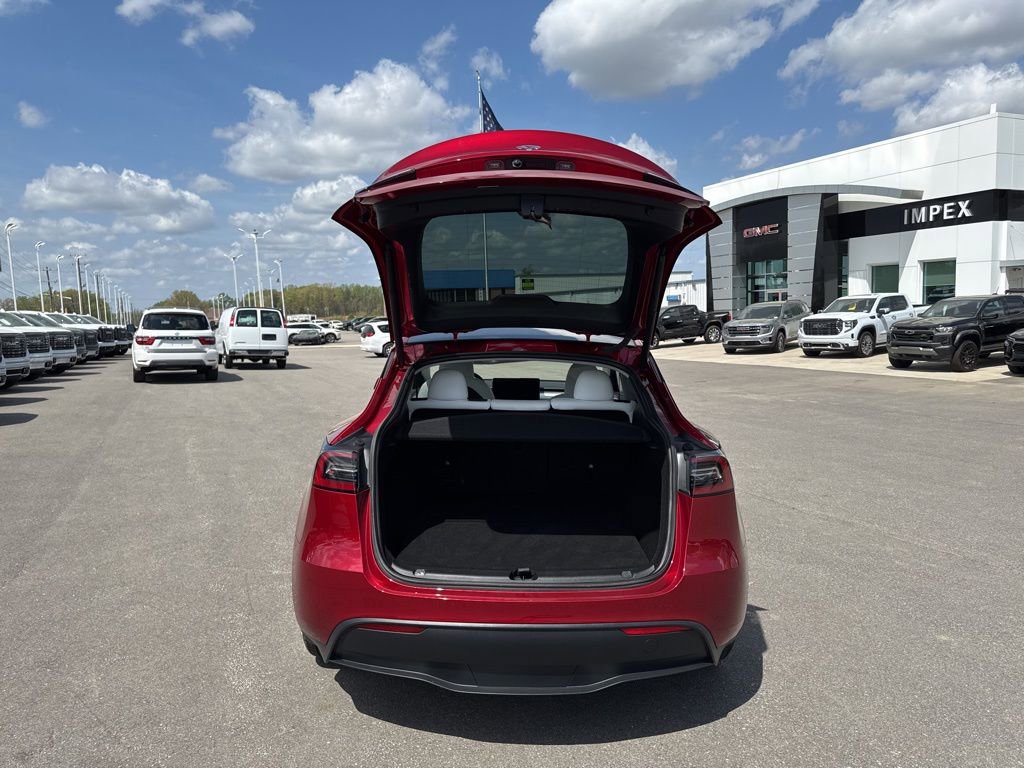 Used 2024 Tesla Model Y Long Range image 29