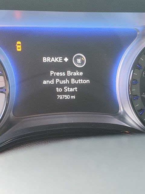 Used 2015 Chrysler 300 S RWD image 21