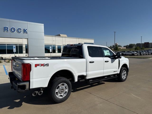 New 2026 Ford F250 XLT w/ FX4 Off-Road Package image 3