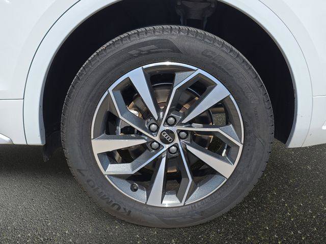 Used 2023 Audi Q5 2.0T Premium AWD/4WD image 36
