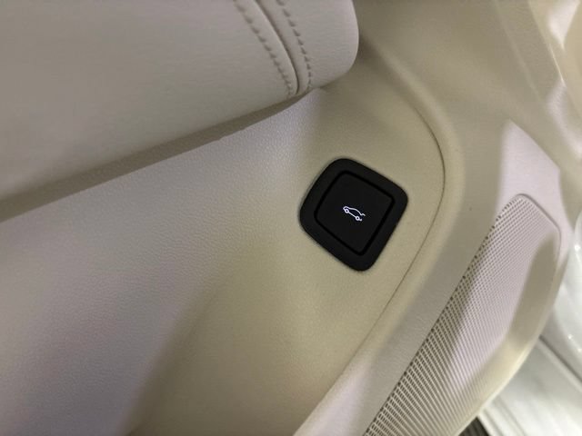 Used 2024 Cadillac CT4 Luxury w/ LPO, Radiant Package AWD/4WD image 40
