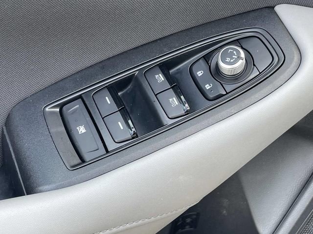 Used 2025 Subaru Outback Premium w/ Popular Package #1A image 15