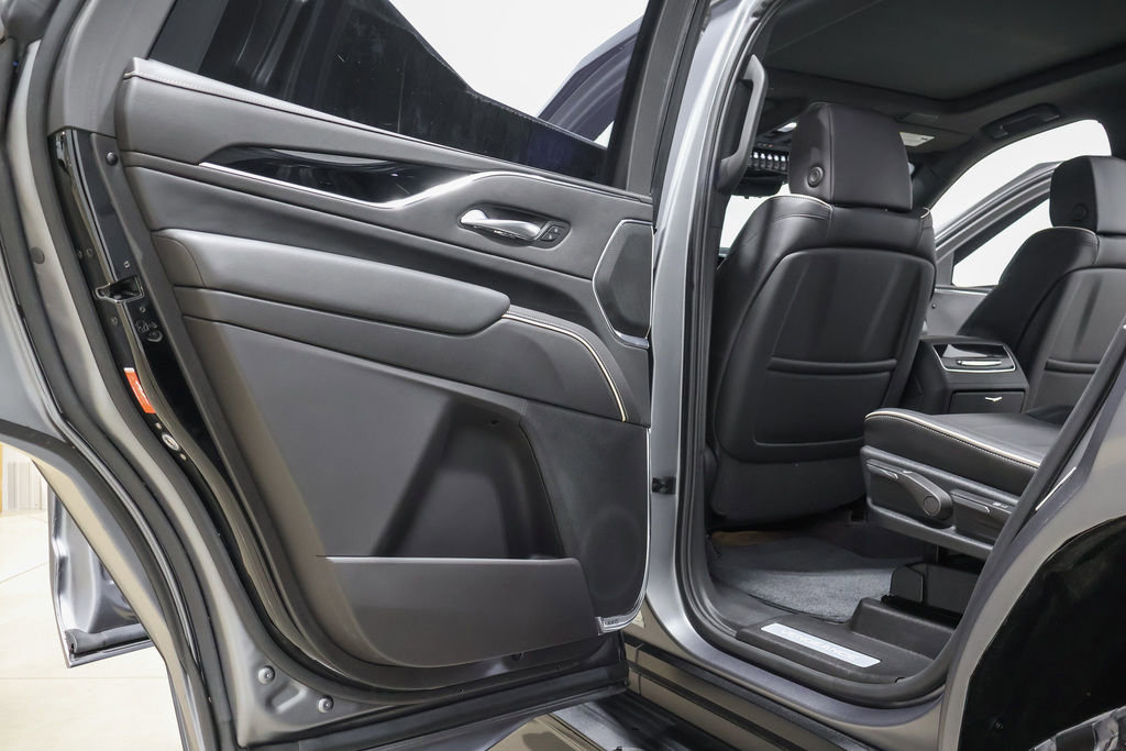 Used 2023 Cadillac Escalade Premium Luxury image 63