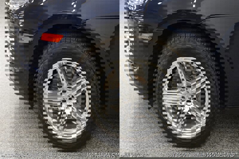 Used 2020 Porsche Macan S image 46