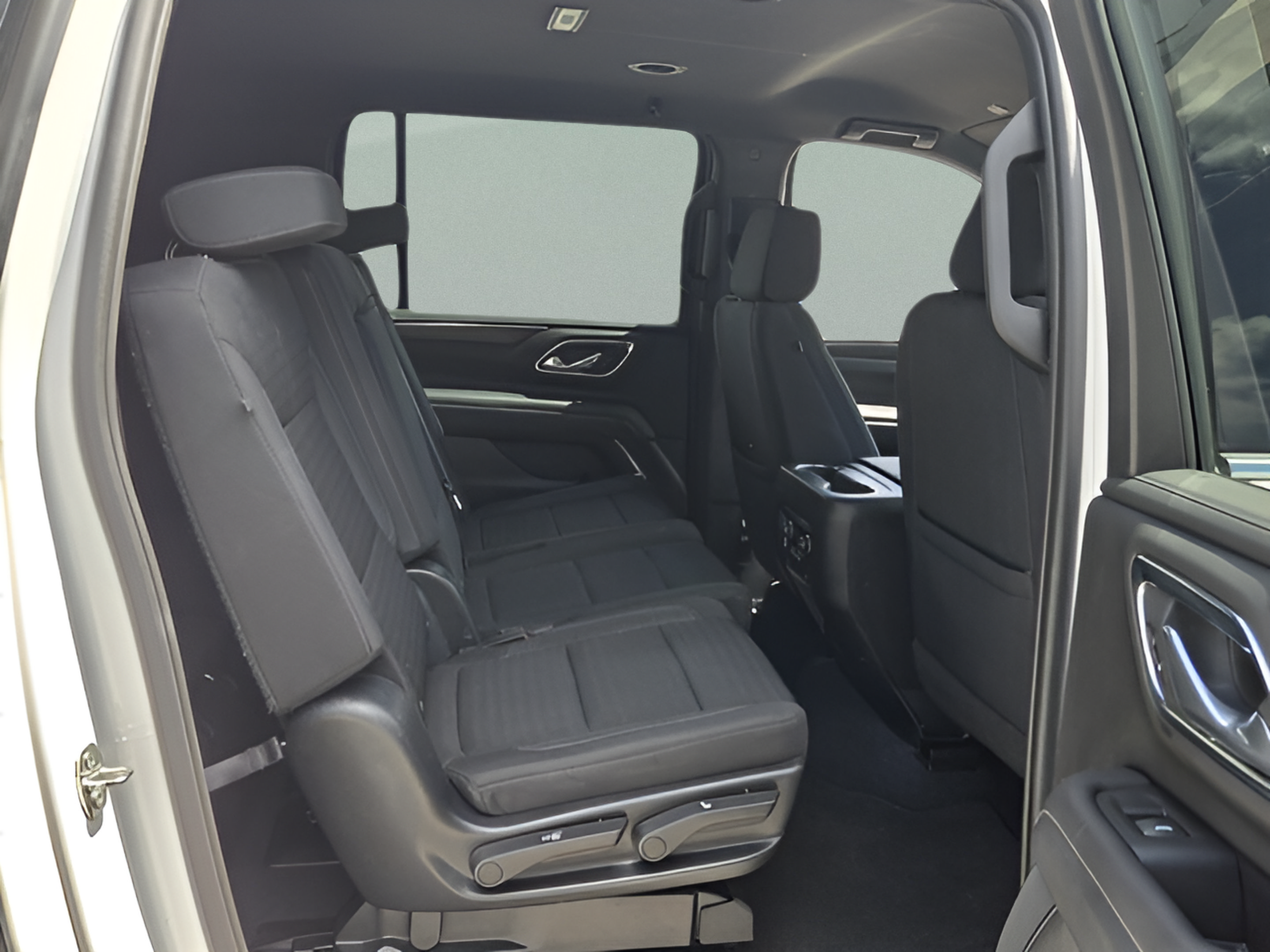 Certified 2023 Chevrolet Suburban LS RWD image 14