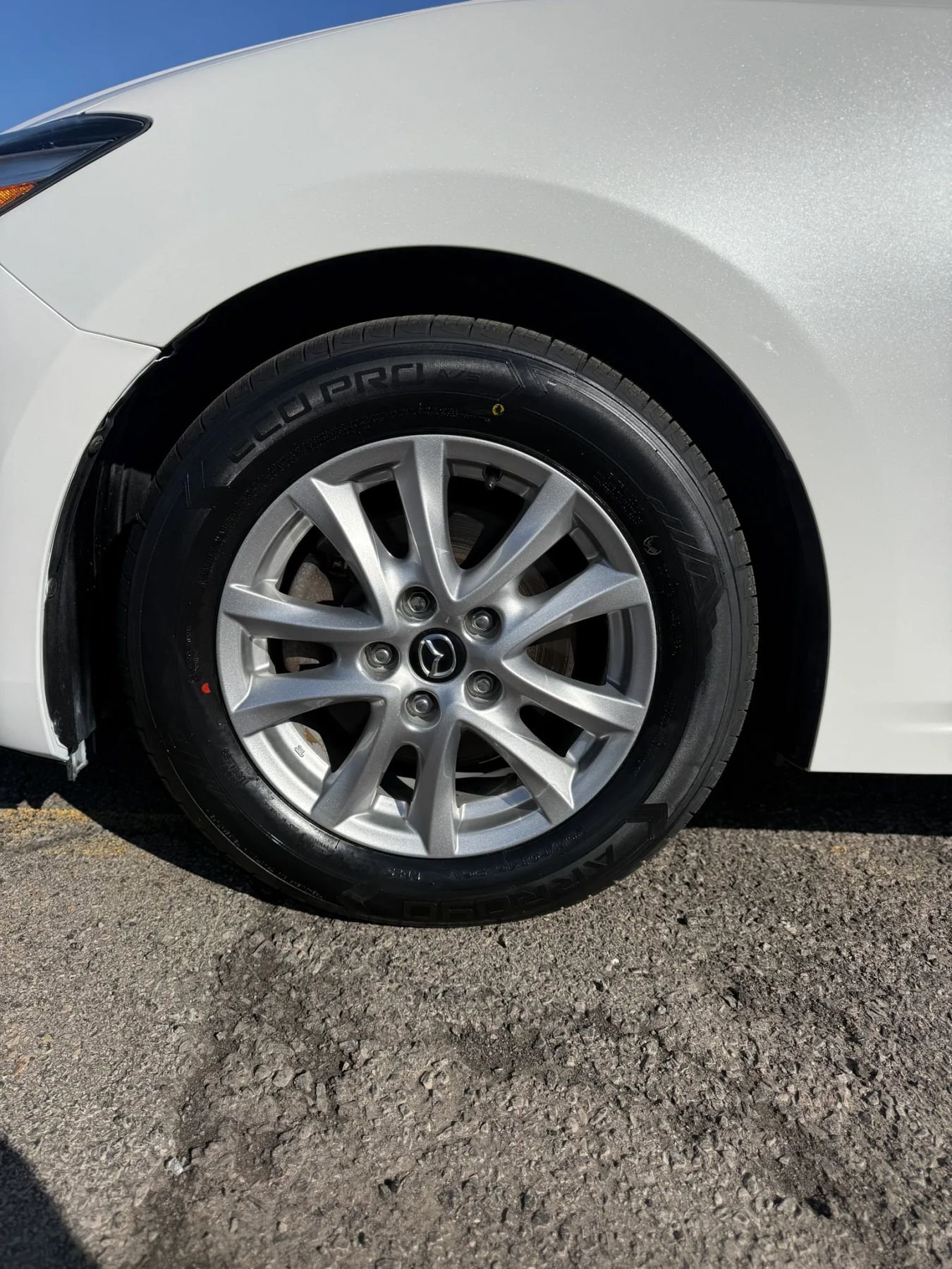 Used 2018 MAZDA MAZDA3 Sport w/ Preferred Equipment Package image 23