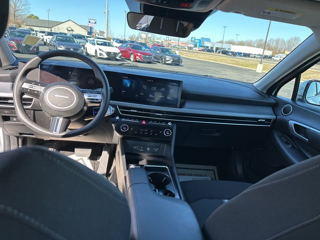 Used 2025 Hyundai Sonata SEL image 15