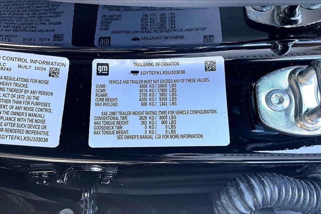 Certified 2025 Cadillac Escalade IQ Sport 2 image 19