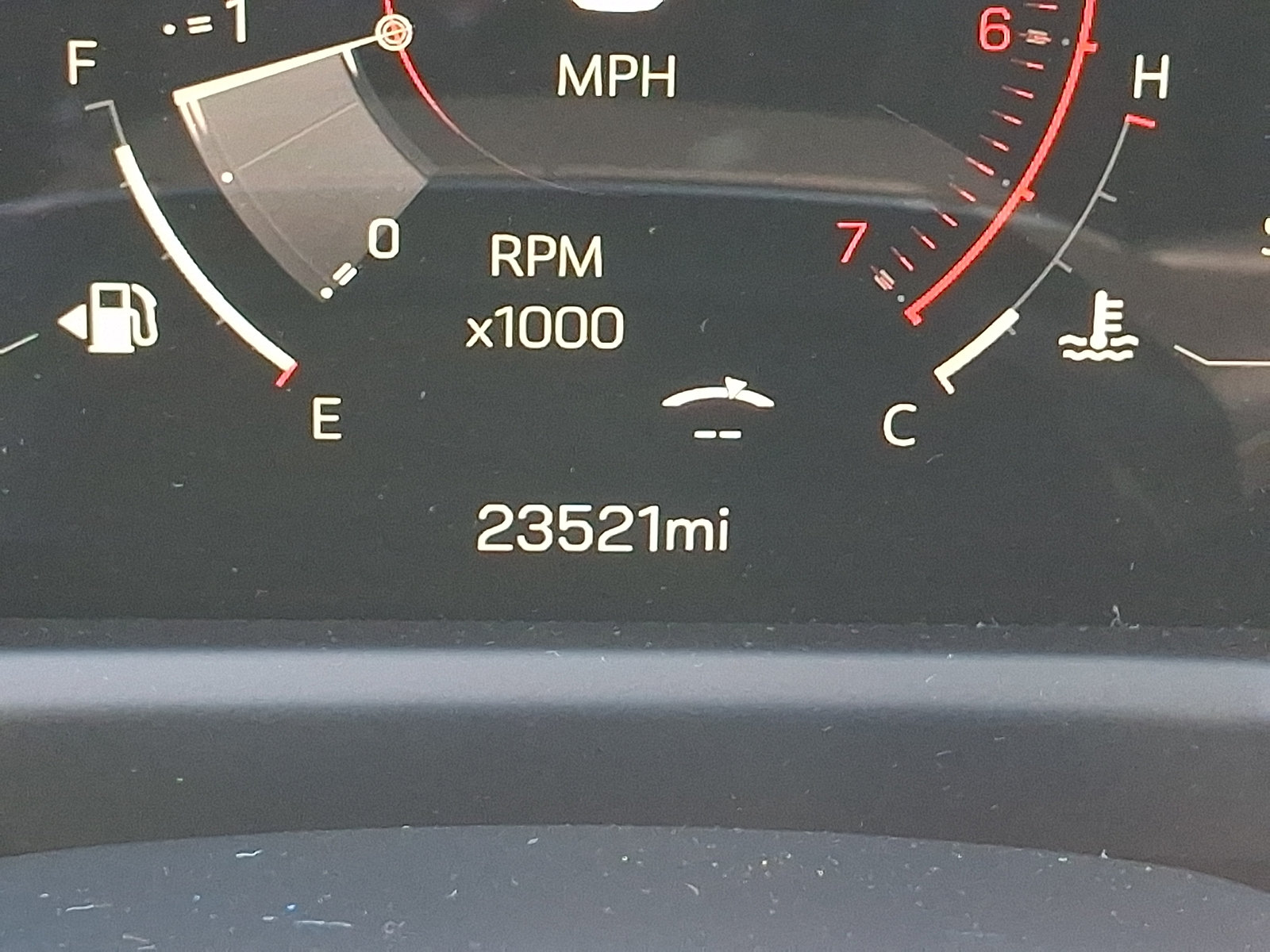 Used 2026 GMC Acadia Elevation w/ Elevation Premium Package FWD image 23