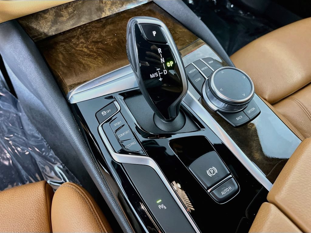 Used 2020 BMW 540i xDrive AWD/4WD image 22