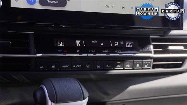 Used 2025 Toyota Sienna XSE w/ XSE Premium Package image 28