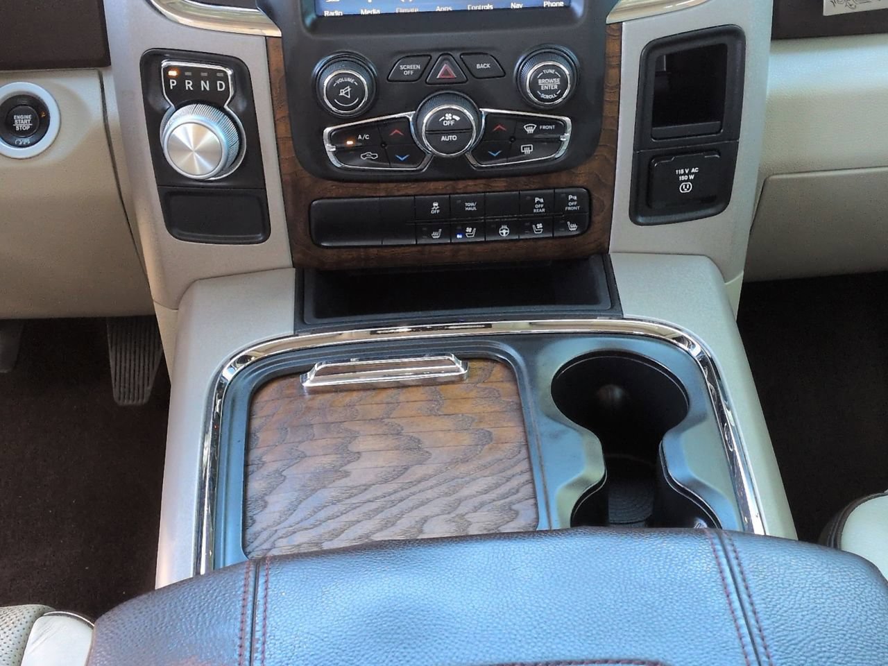 Used 2018 RAM 1500 Laramie Longhorn w/ Longhorn Southfork Package RWD image 18