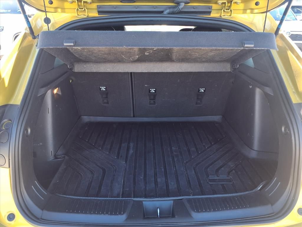 Used 2024 Chevrolet Trax RS w/ Driver Confidence Package image 15