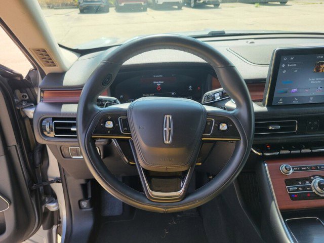 Used 2023 Lincoln Aviator Reserve image 19