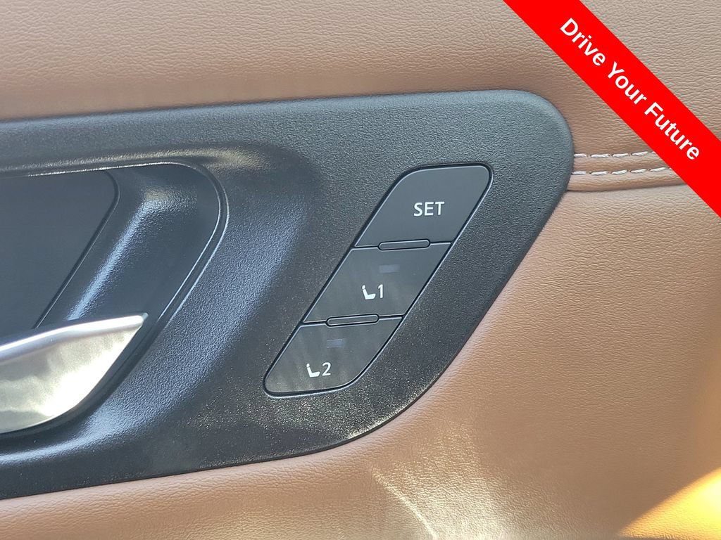 Used 2024 Nissan Pathfinder Platinum w/ Cargo Package FWD image 18
