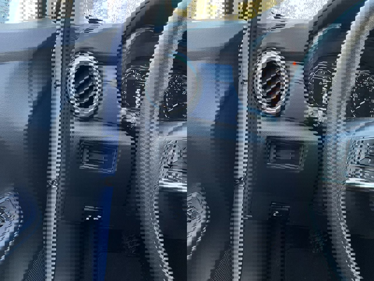 Used 2025 Nissan Versa SV image 24