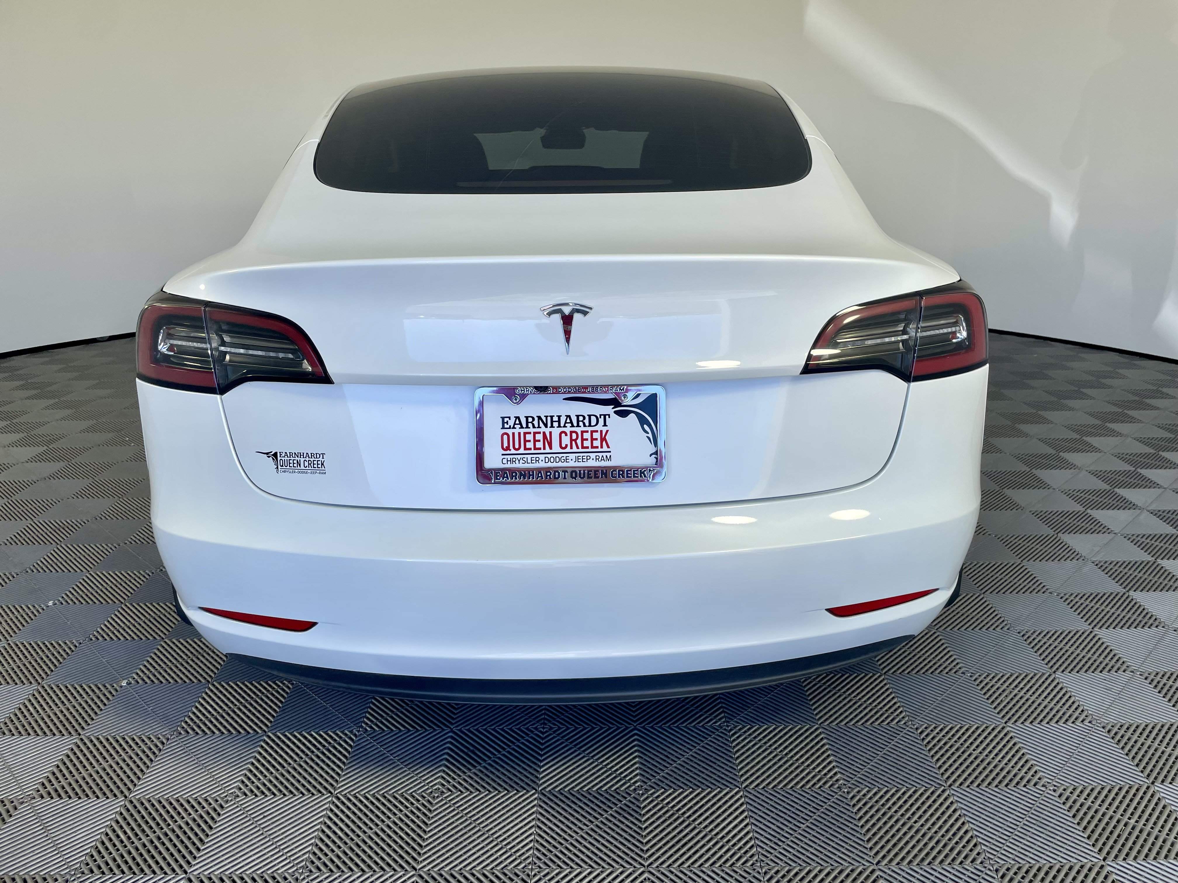 Used 2023 Tesla Model 3 Standard Range RWD image 4