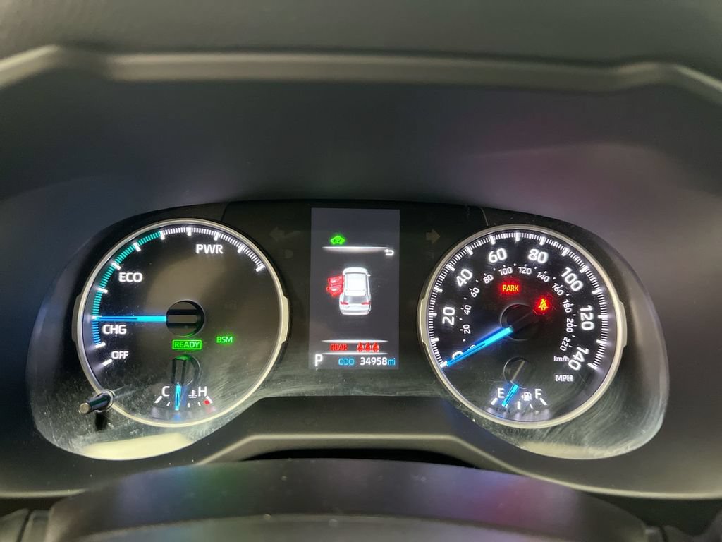 Used 2022 Toyota RAV4 XLE w/ Convenience Package AWD/4WD image 12