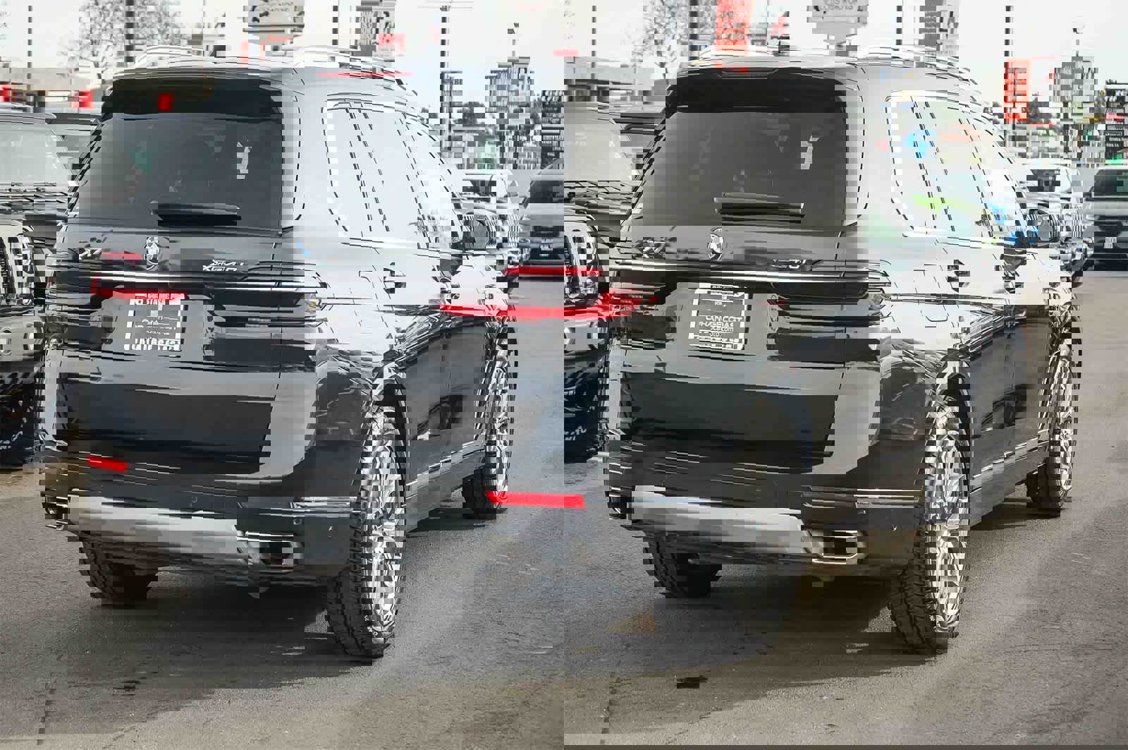 Used 2023 BMW X7 xDrive40i image 4