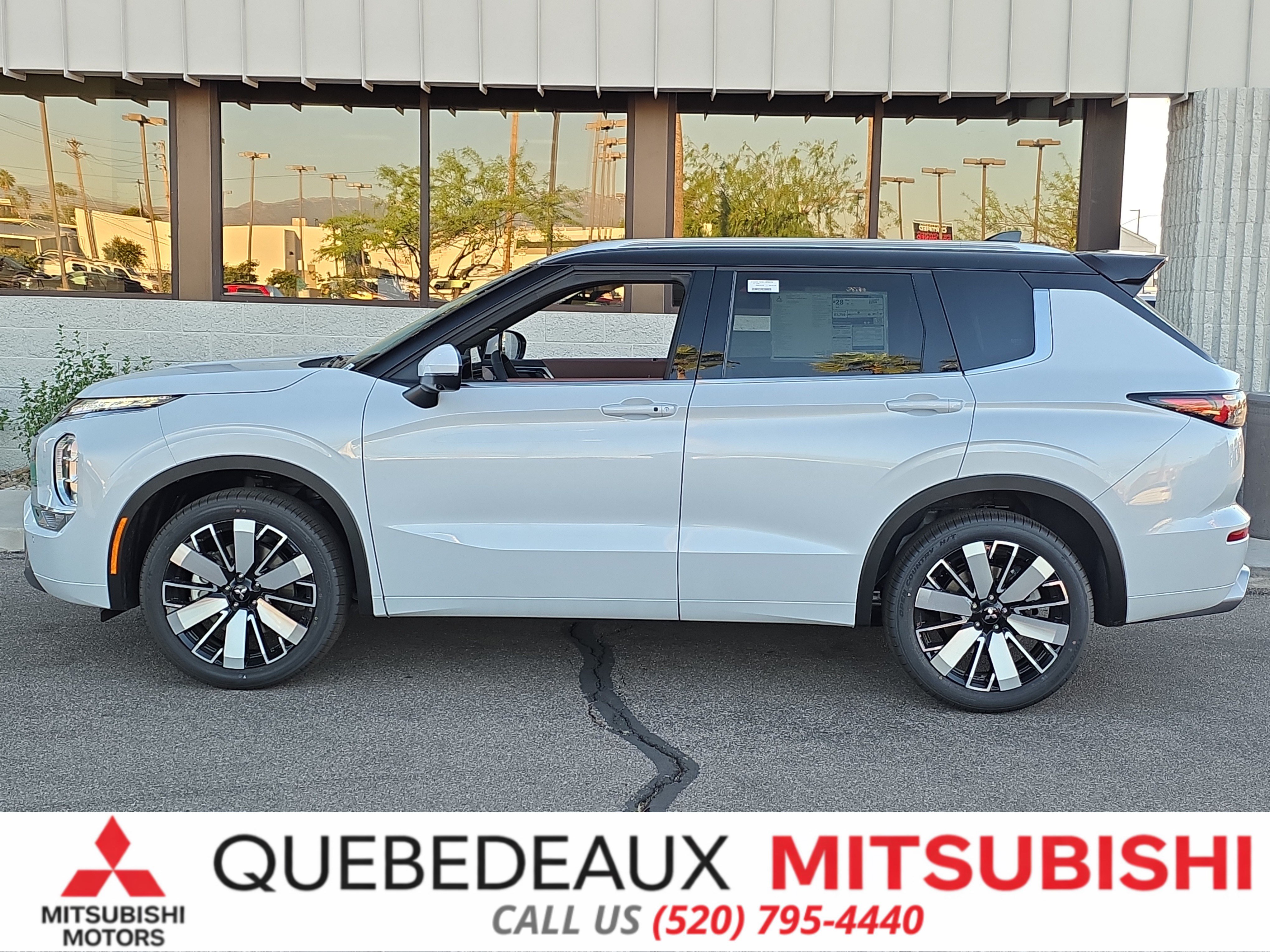 New 2026 Mitsubishi Outlander SEL FWD image 4