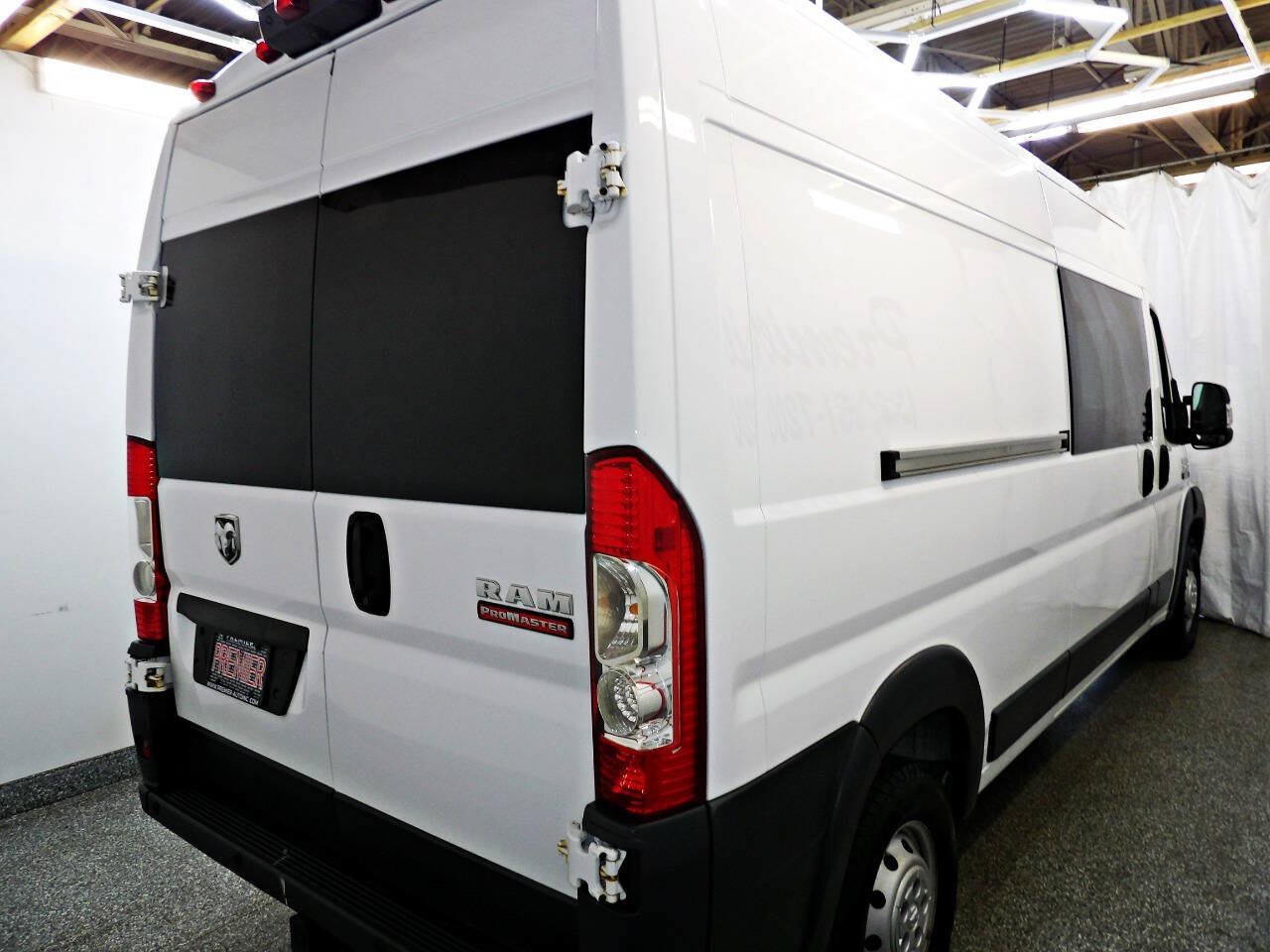 Used 2018 RAM ProMaster 3500 w/ Mopar Trailer Tow Group FWD image 5