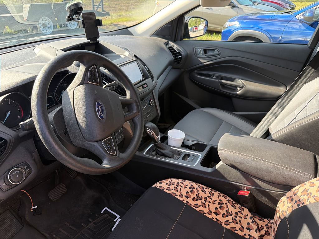 Used 2018 Ford Escape S FWD image 9