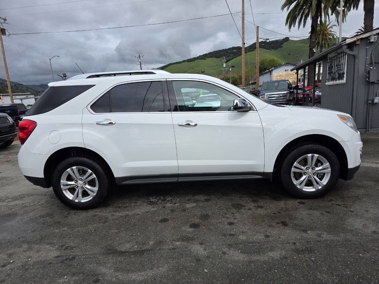 Used 2012 Chevrolet Equinox LTZ image 6