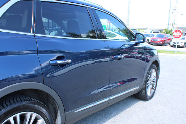 Used 2017 Lincoln MKX Reserve w/ Lincoln MKX Climate Package AWD/4WD image 47