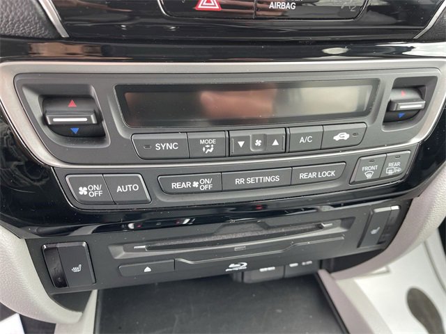 Used 2022 Honda Pilot Touring image 19