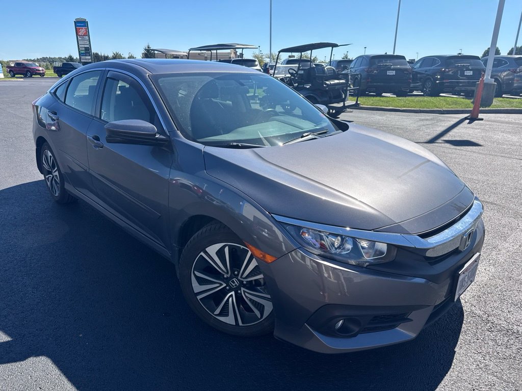 Used 2018 Honda Civic EX-T image 3