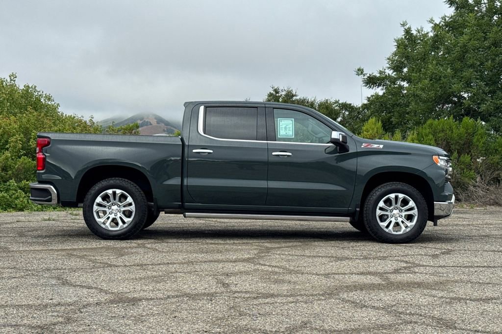 Used 2025 Chevrolet Silverado 1500 LTZ w/ LTZ Premium Package AWD/4WD image 3