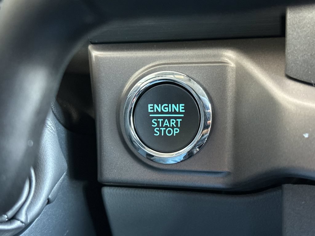 Certified 2025 Ford F150 XLT w/ Equipment Group 302A MID AWD/4WD image 21